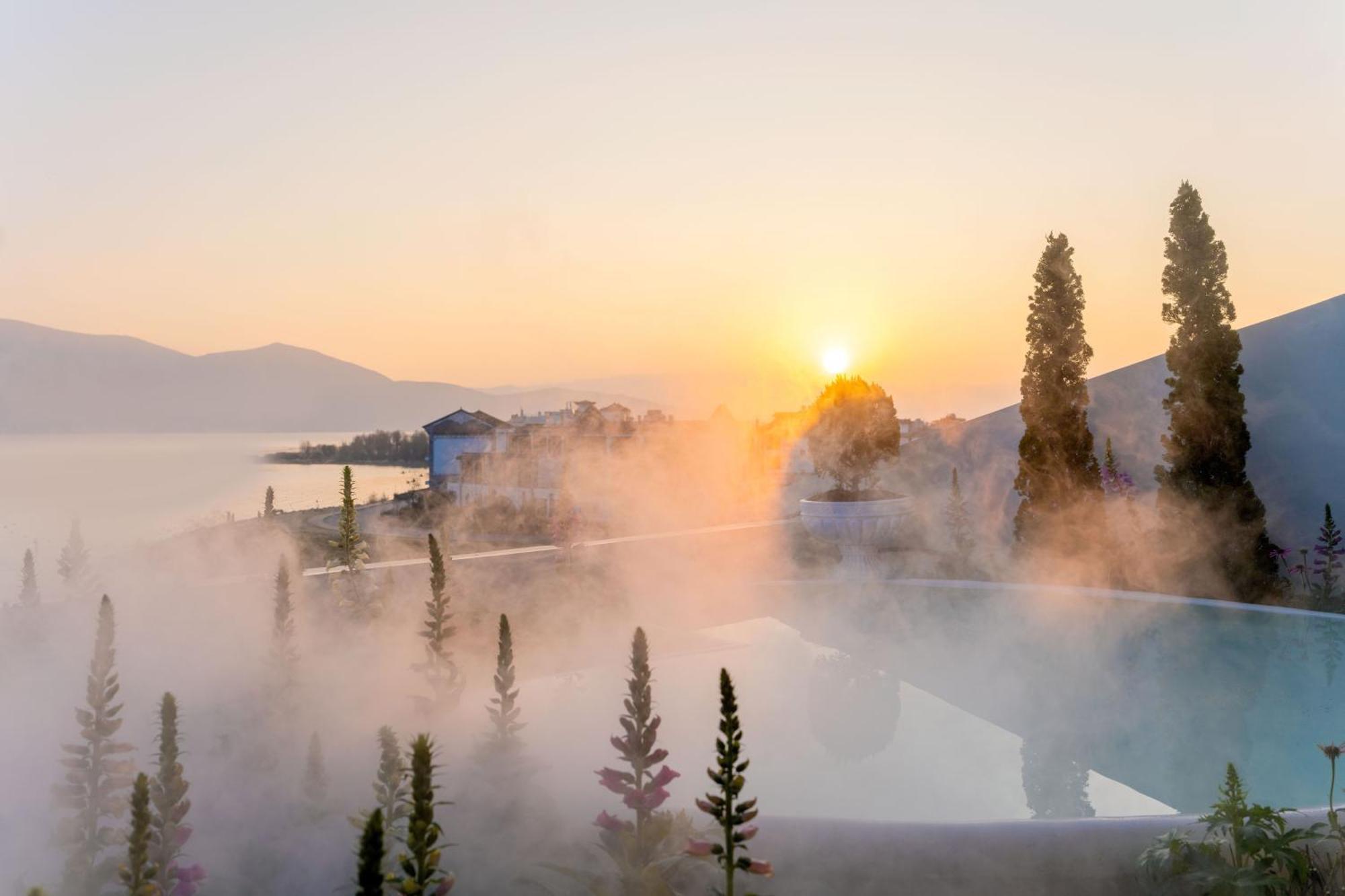 Dali Nest Secret Garden Lake View Inn Εξωτερικό φωτογραφία